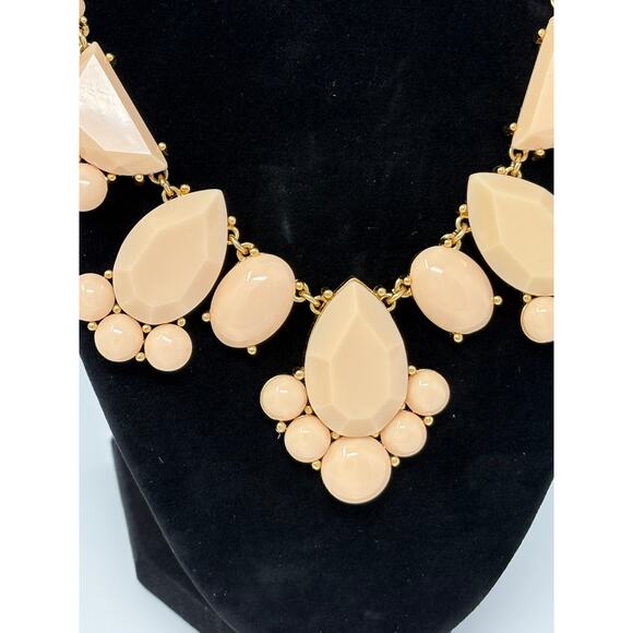 Kate Spade 20" Day Tripper Bib Statement Necklace Adjustable Blush w/ Gold Tone - Picture 4 of 7